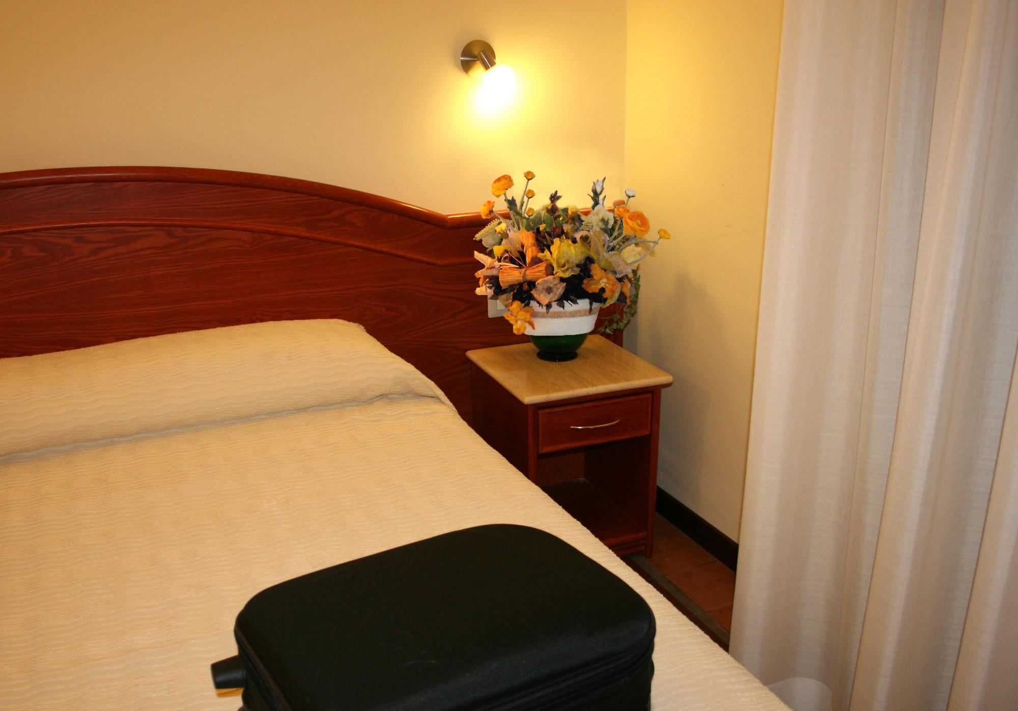 Hotel Palladio Milan Bagian luar foto