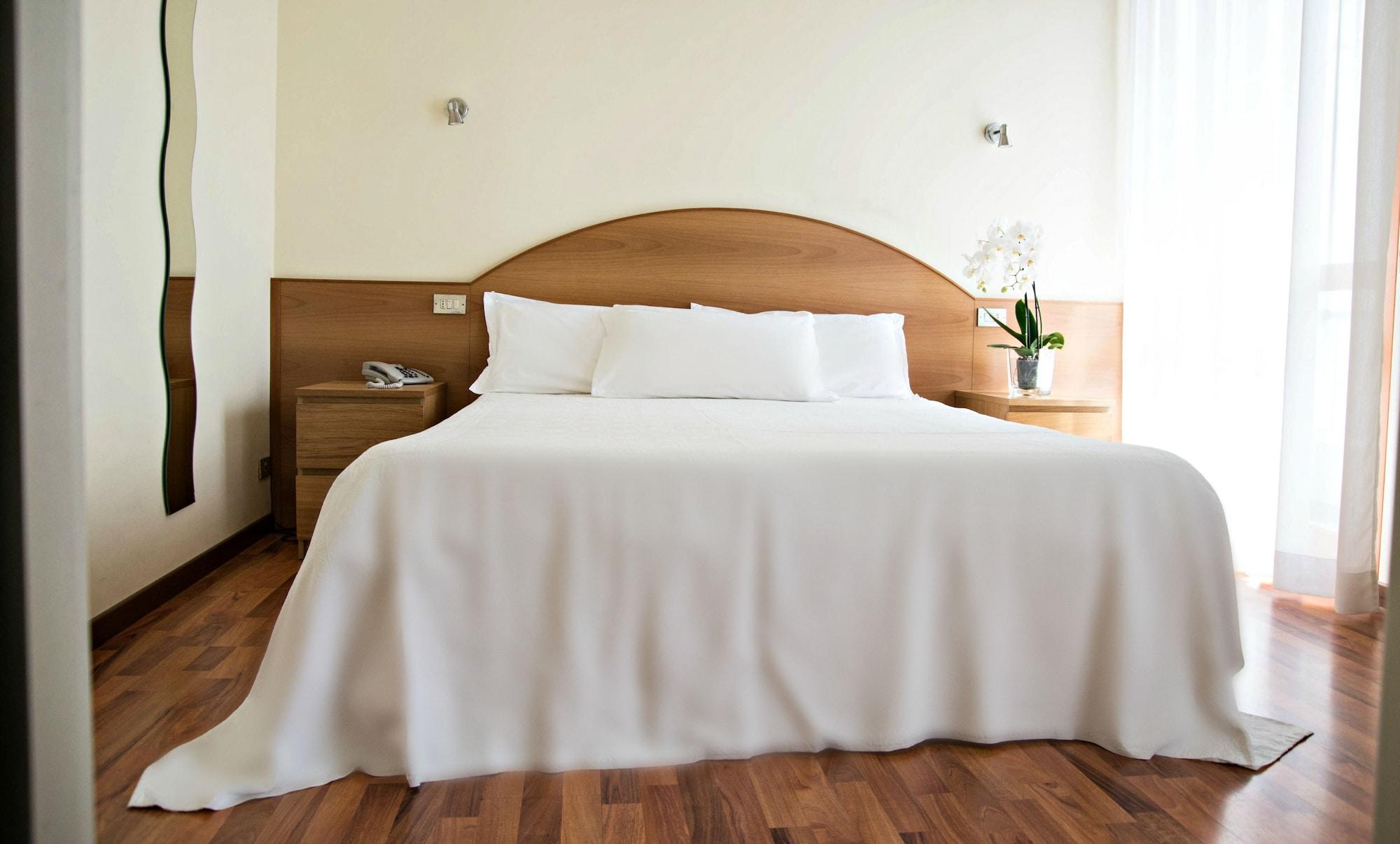Hotel Palladio Milan Bagian luar foto